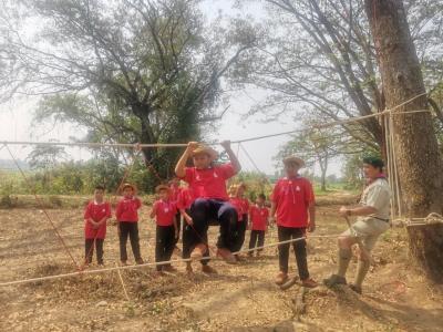 กิจกรรมการเดินทางไกลและเข้าค่ายพักแรม ลูกเสือ -เนตรนารีสามัญ