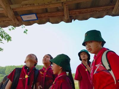 กิจกรรมการเดินทางไกลและเข้าค่ายพักแรม ลูกเสือ -เนตรนารีสามัญ