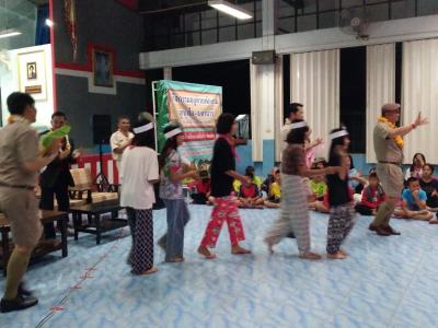 กิจกรรมการเดินทางไกลและเข้าค่ายพักแรม ลูกเสือ -เนตรนารีสามัญ